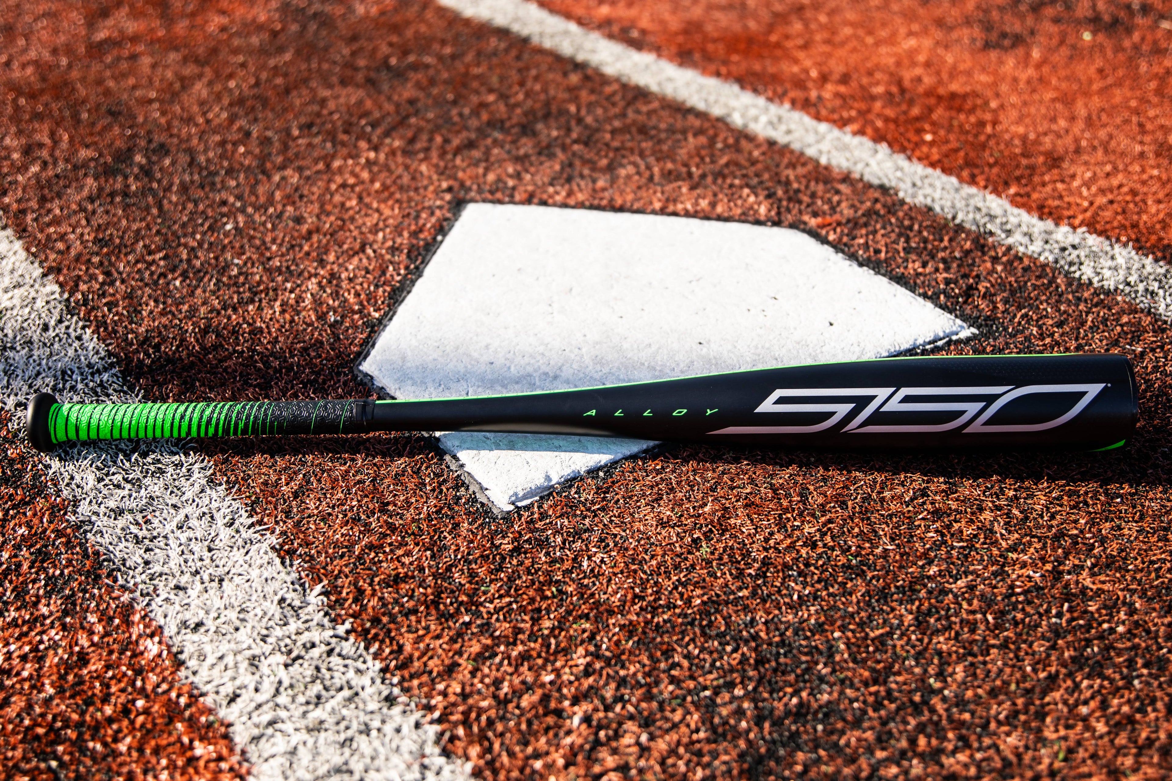 26 Baseball Bat B438