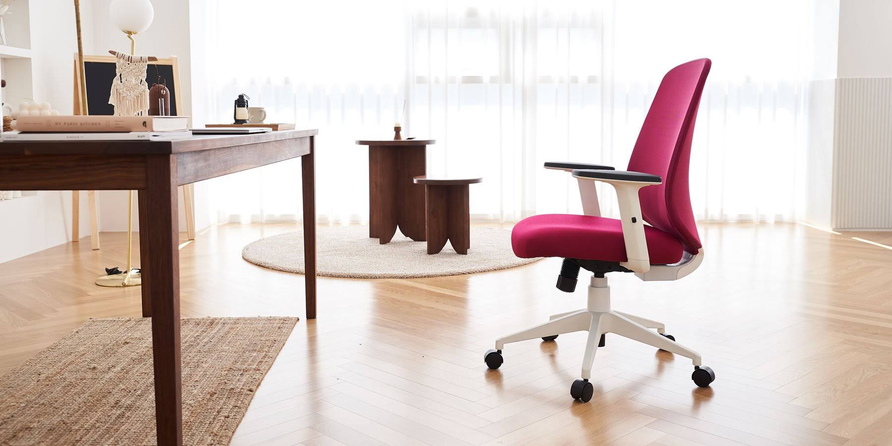 Ergonomic Swivel Office Chair with Lumbar Adjust (Black) L27146