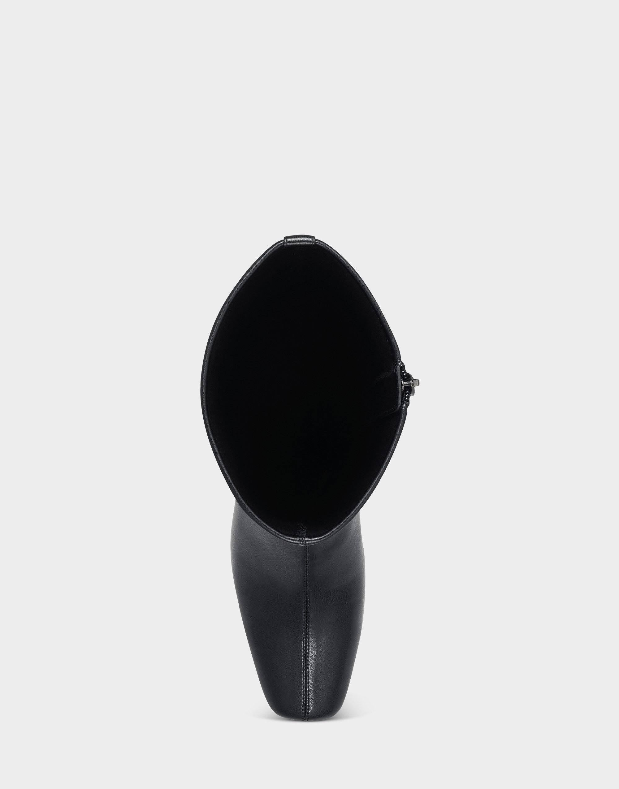 Black Stretch Wide Shoes P89551