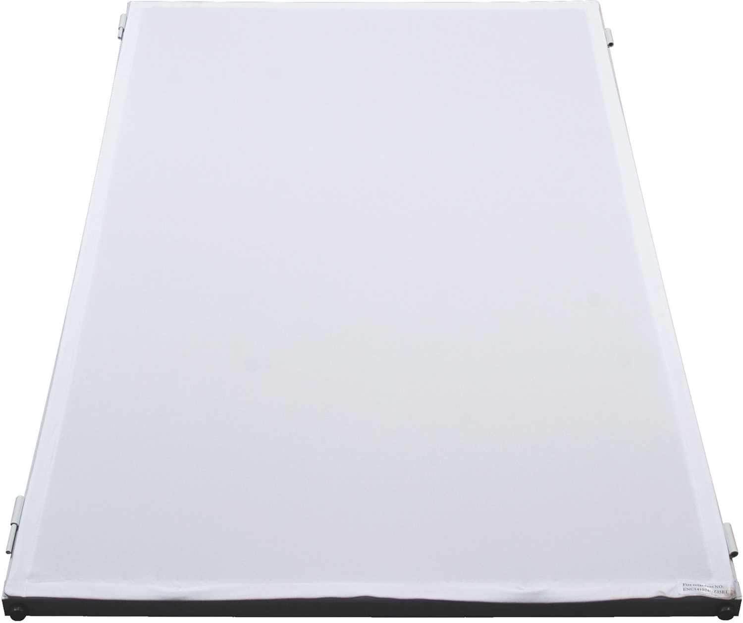 White Event Facade L112943