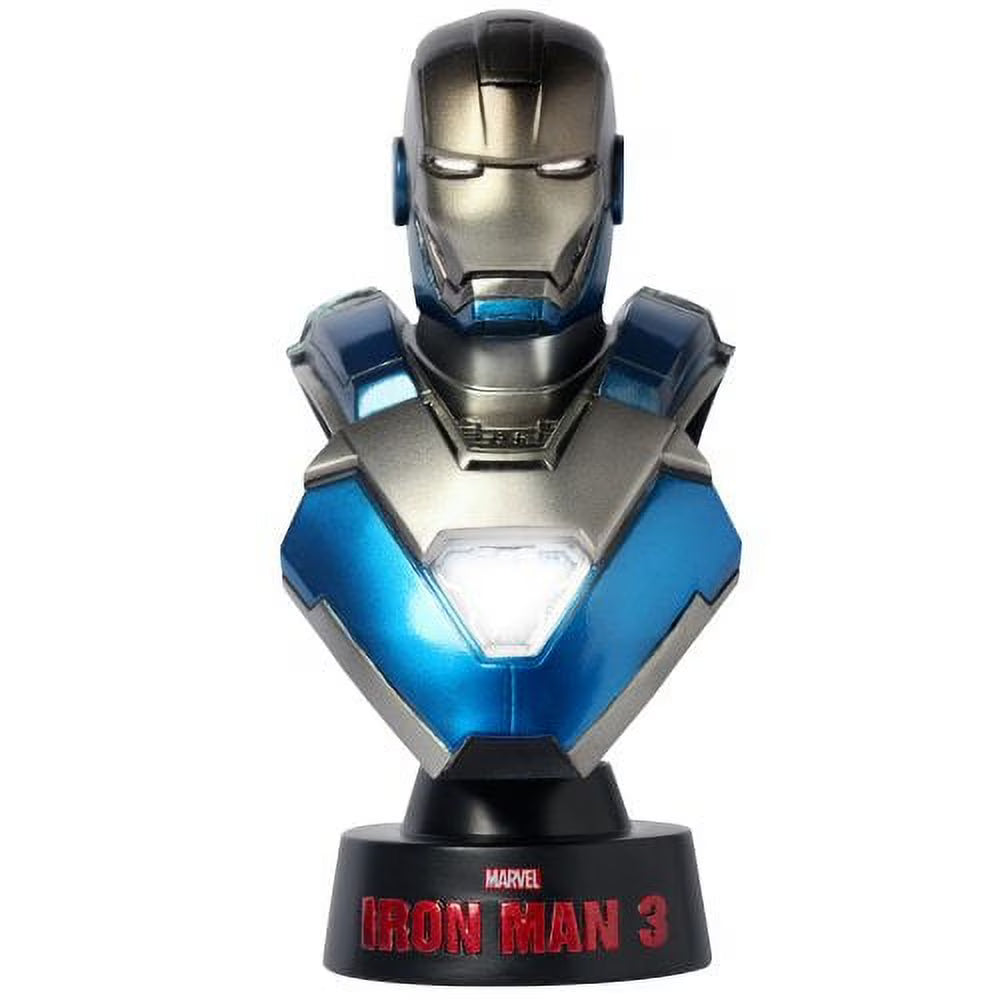 16 Collectible Bust U560396