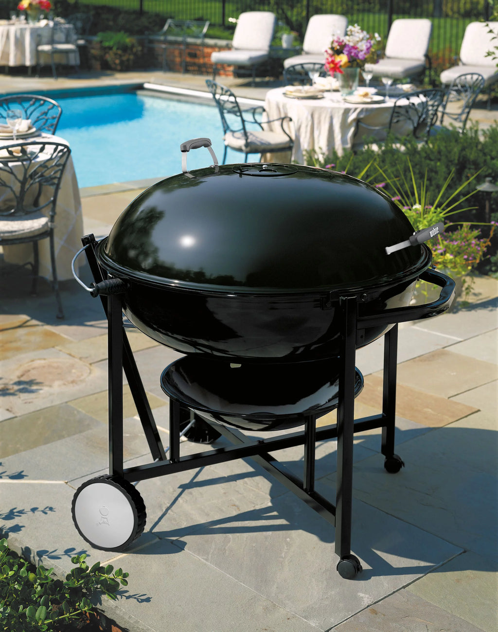 37'' Charcoal Grill H68667