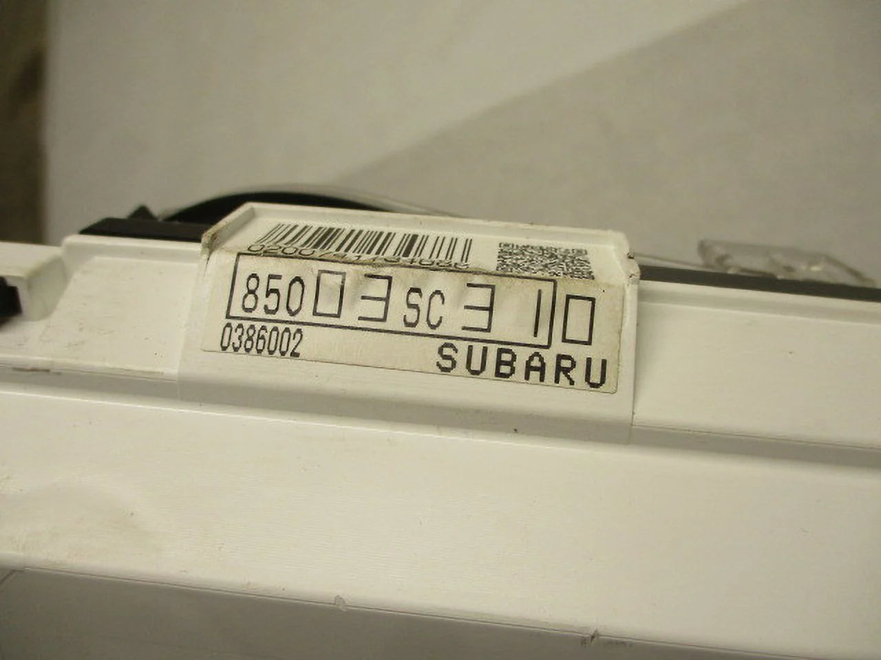 Pre-Owned Subaru Forester Speedometer Cluster MPH Y861