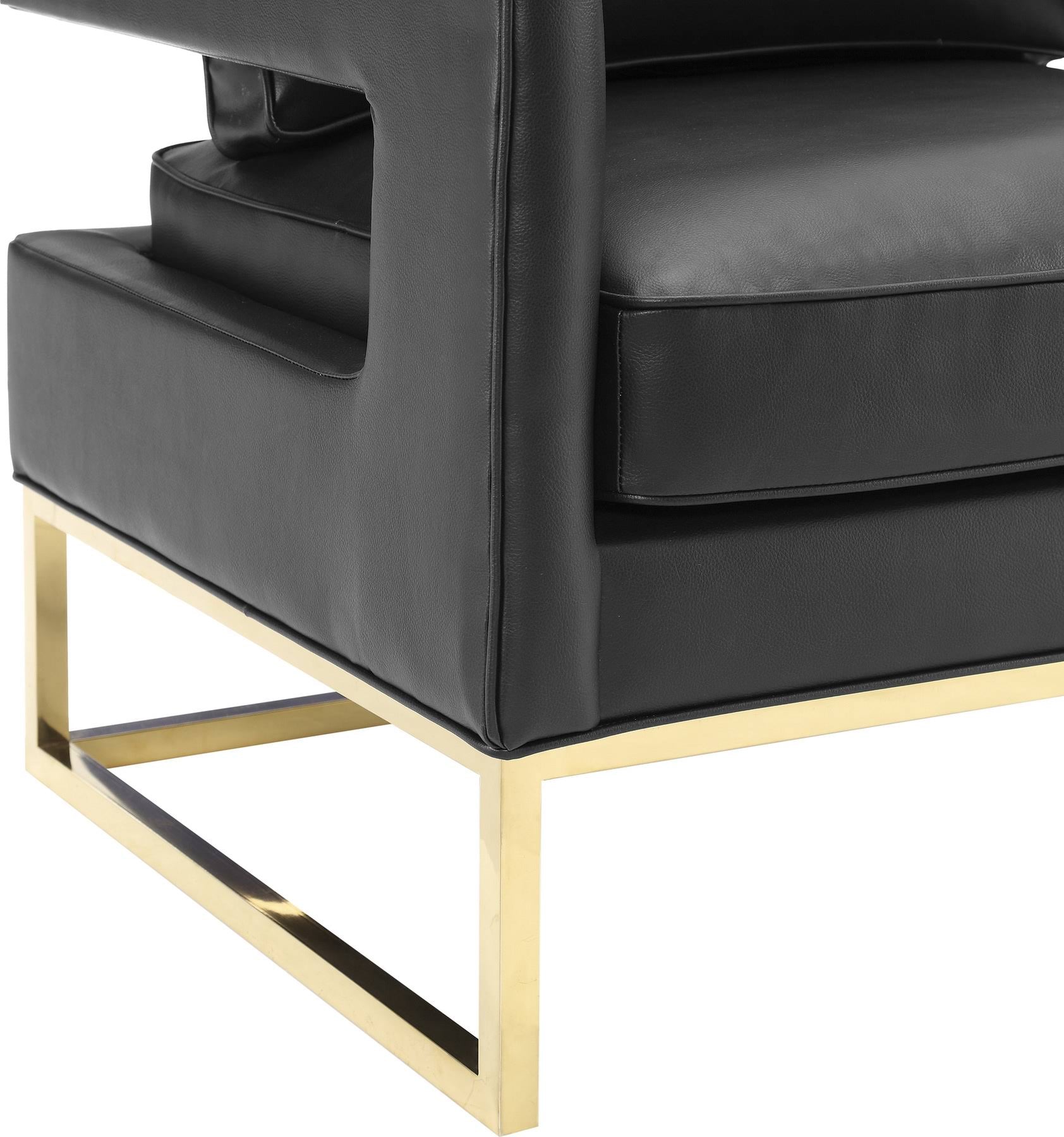 Black Leather Chair Q23960