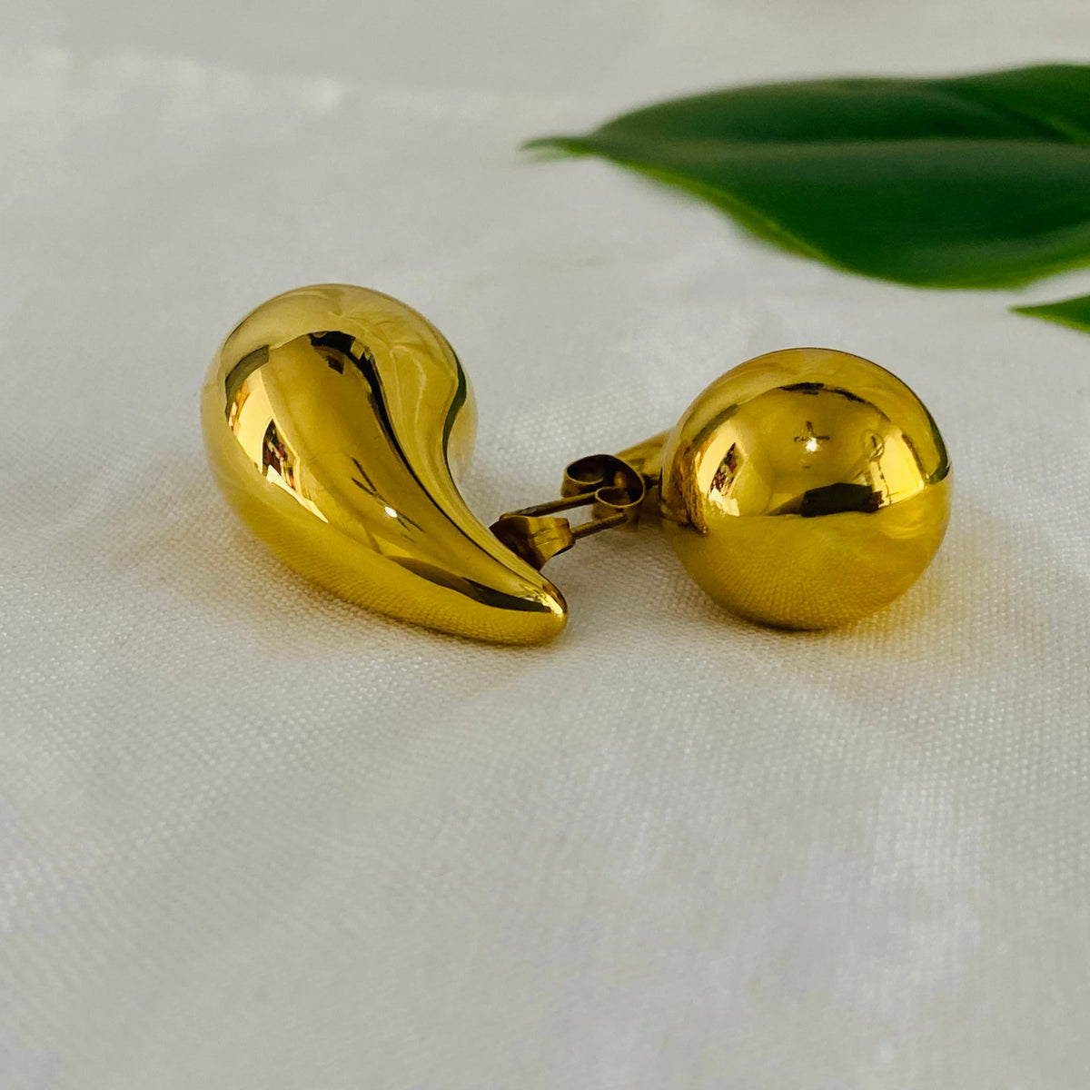 Gold Drops Earrings M3722
