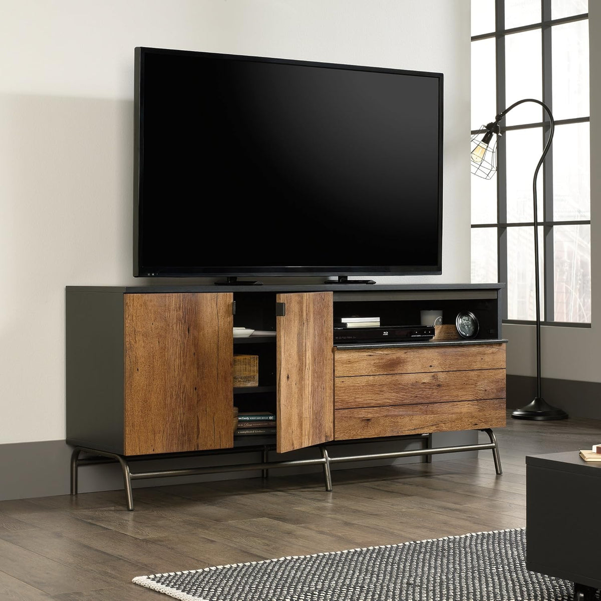 Black Credenza O602