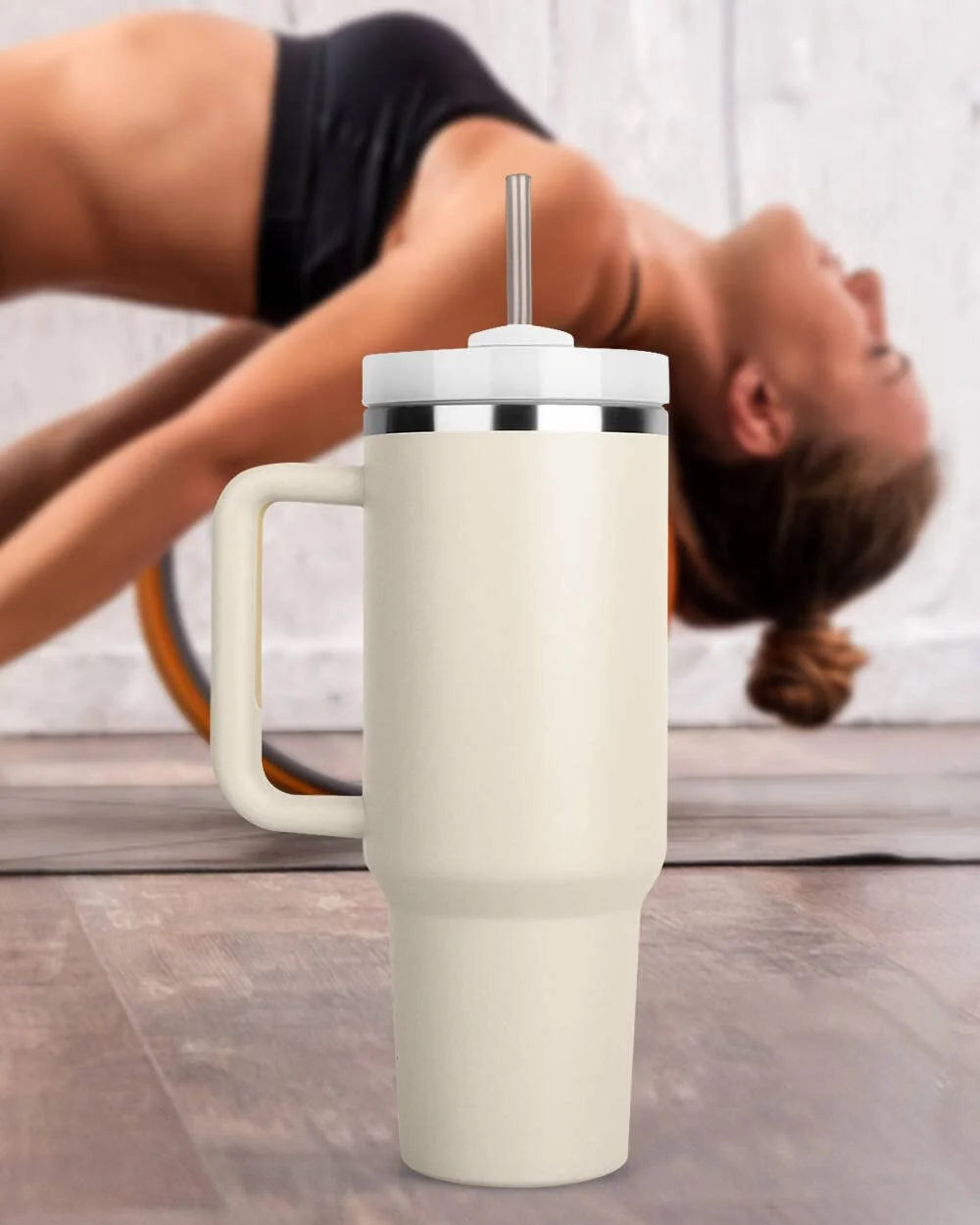 40 oz Insulated Stainless Steel Tumbler with Handle and Straw Lid H9636