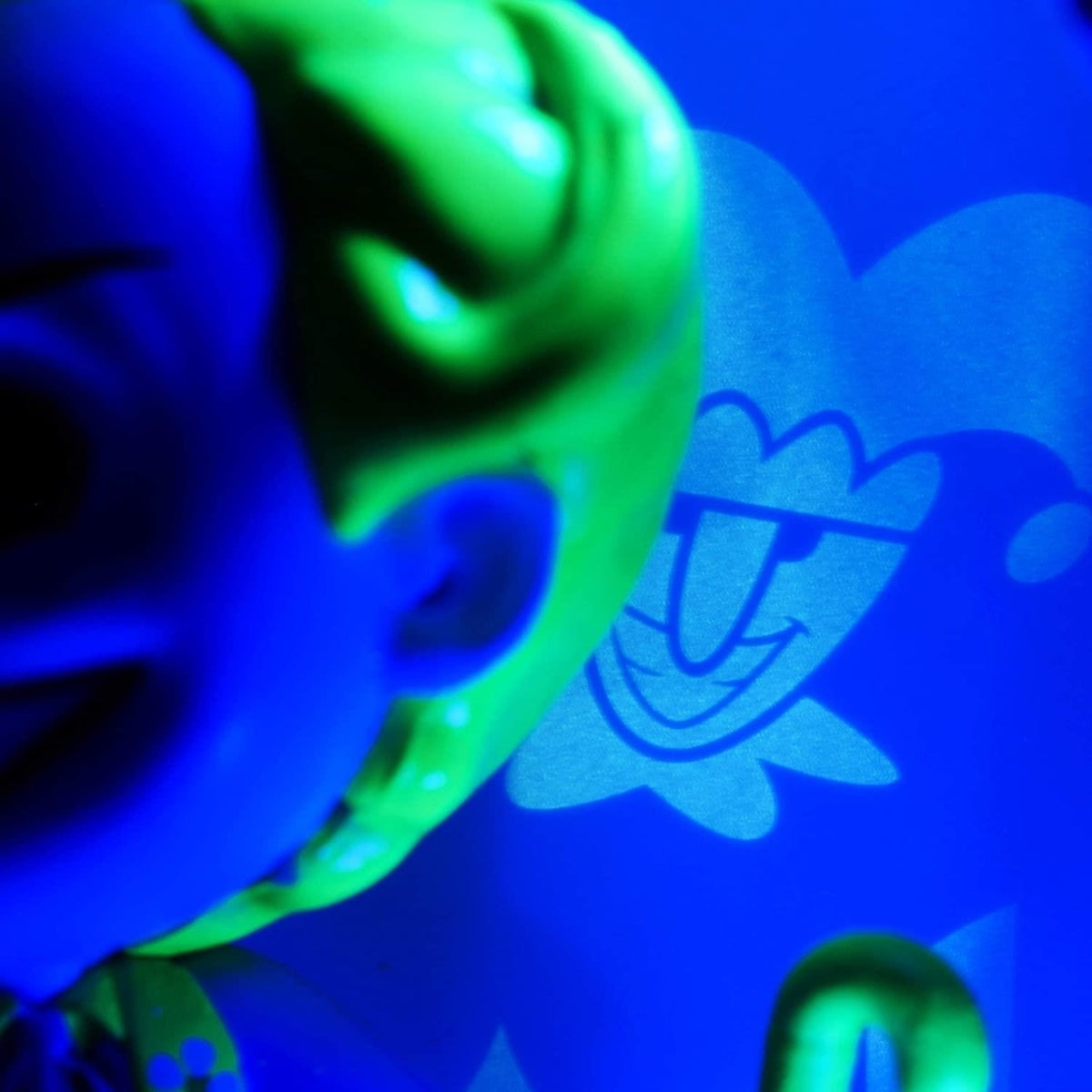 Light-Up Connect Figure Collectible I8249