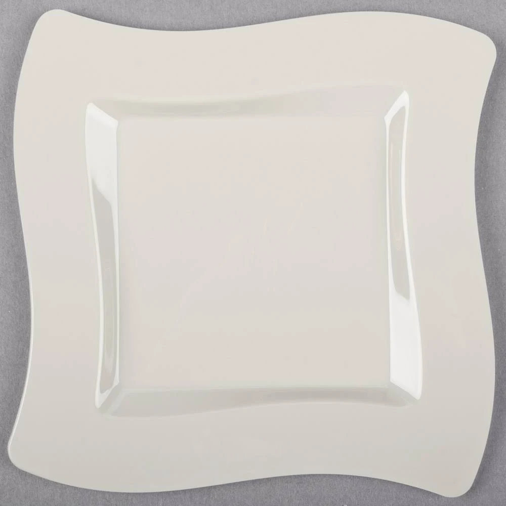 6.5x22 Disposable Plastic Dessert Plates Y461