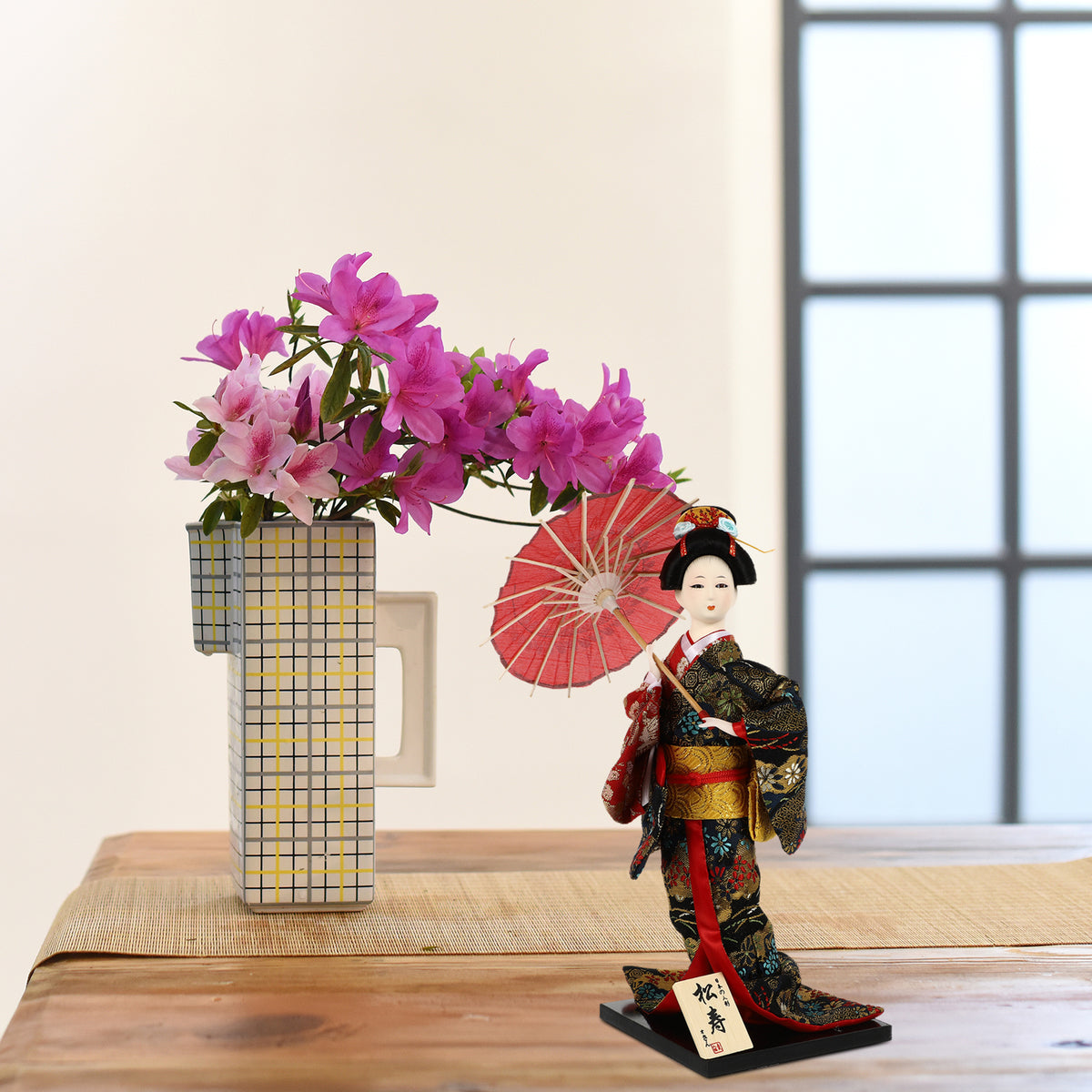 2 Count Japanese Geisha Wooden Doll Figurines A3521