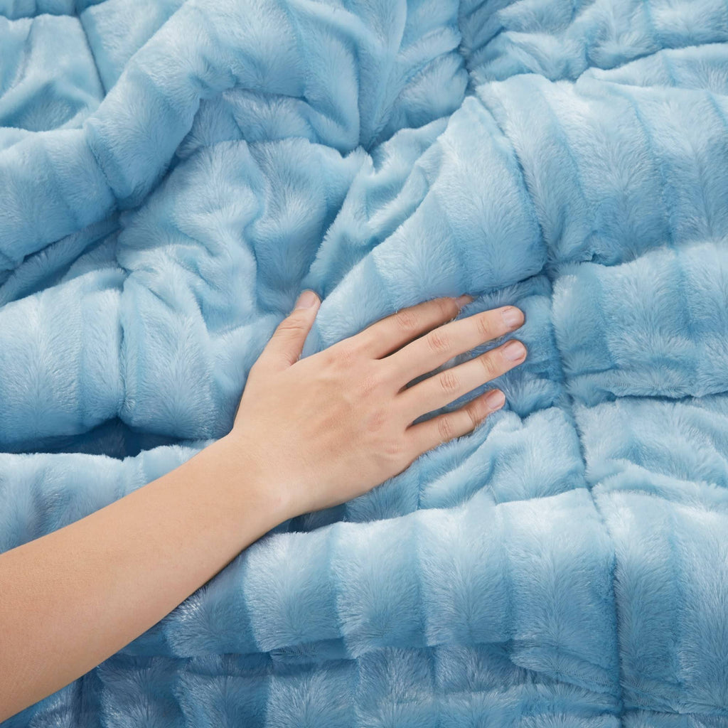 Grey Faux Fur Comforter Mini Set King/Cal King U37918