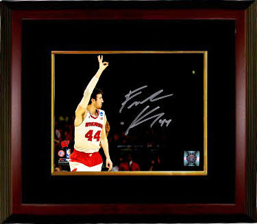 Frank Kaminsky Signed Wisconsin Badgers No.44 Three Fingers Raised 8 x 10 in. Photo H33837