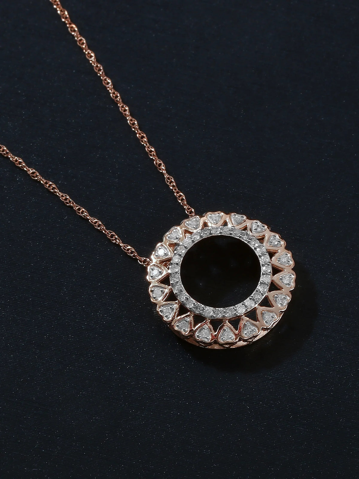 10K Rose Gold Filigree Heart Circle Necklace V19019