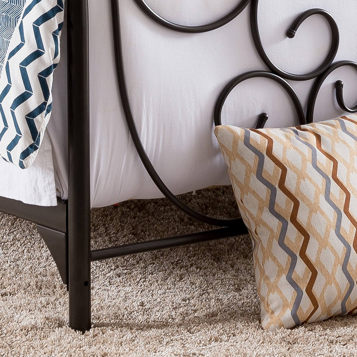Queen Dark Bronze Bed Set B162