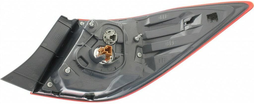 Driver Side Rear Tail Light Pack of 2 R373719