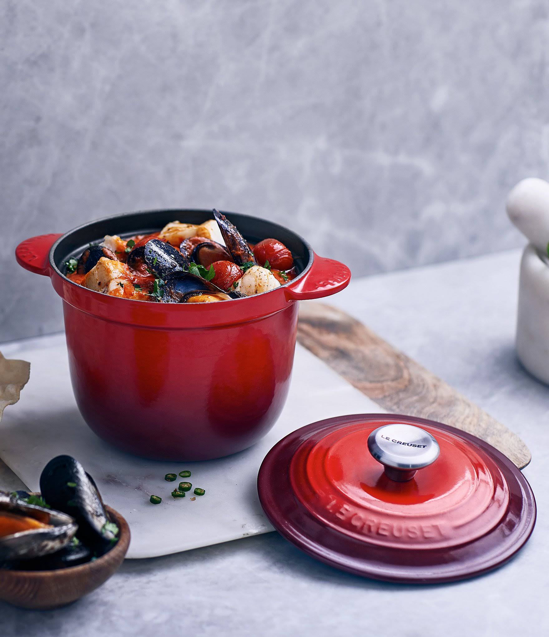 2.25-Qt. Cast Iron Rice Pot Y87110