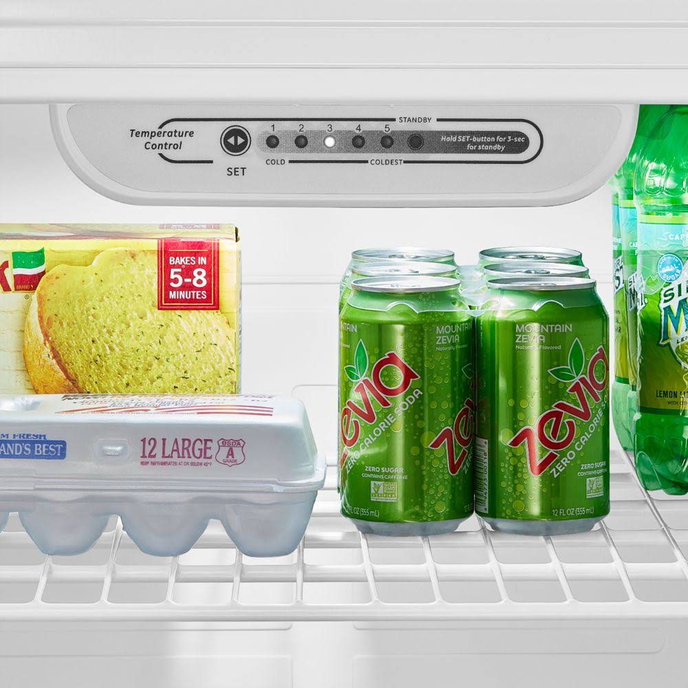 18 Cu. ft. Top-freezer Refrigerator White C525