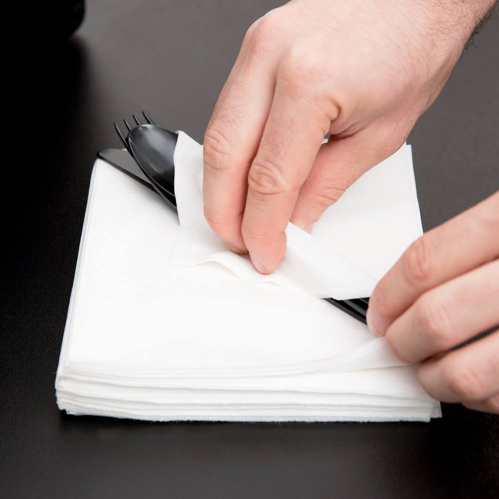 12x22 x 12x22 1/4 Fold White Premium Luncheon Napkin - 6000/Case C3175